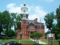 Gwinnett County Courthouse in 2005.  Via Wikipedia.